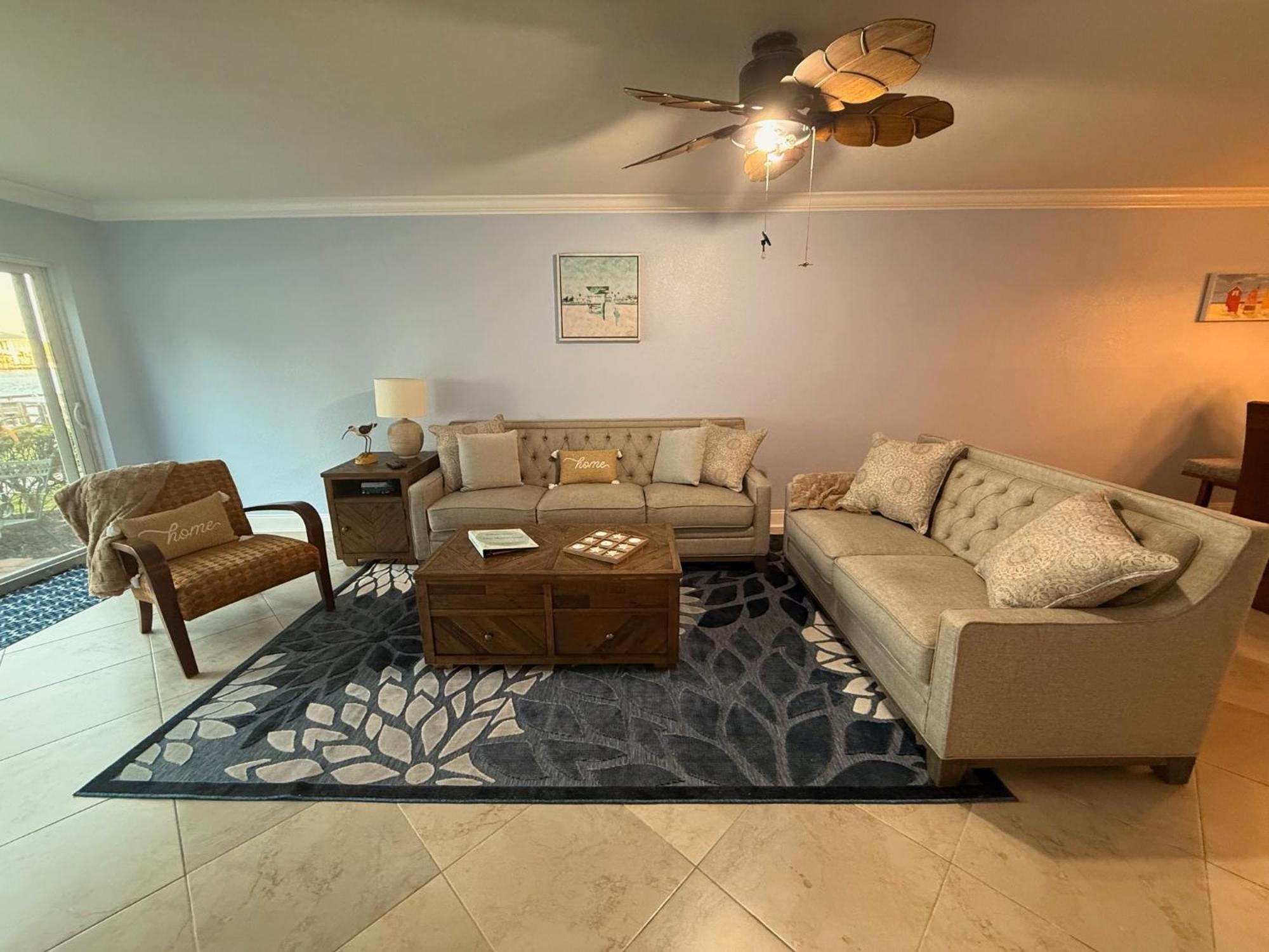 Treasure Island Beach, Fl Waterfront Condo Located Steps Away From The Intracoastal Waterway St. Pete Beach Buitenkant foto