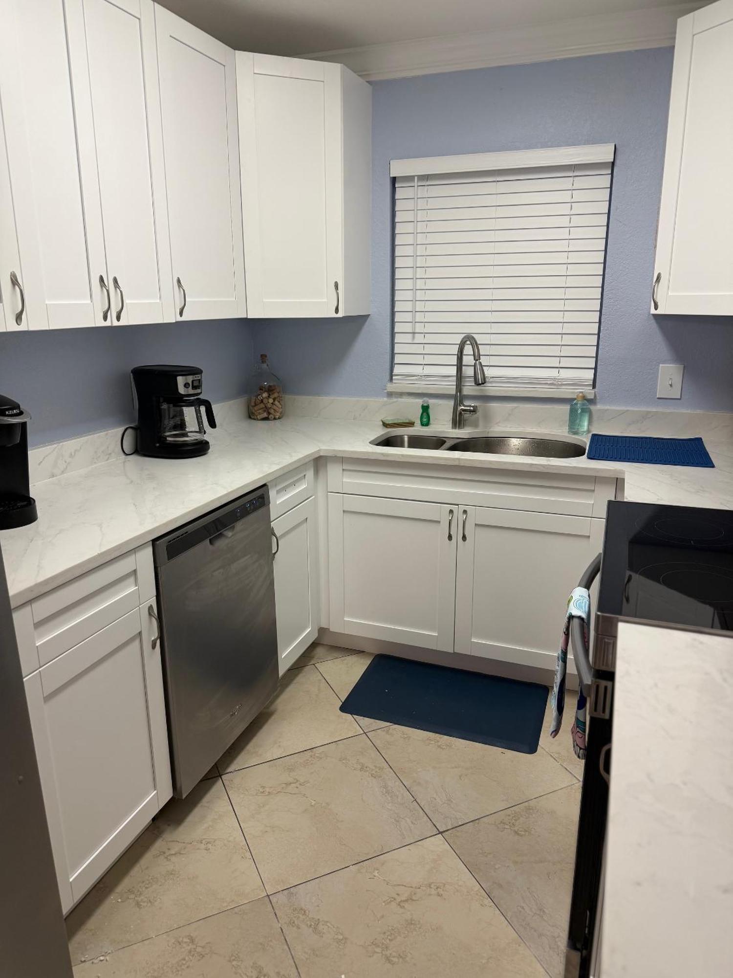 Treasure Island Beach, Fl Waterfront Condo Located Steps Away From The Intracoastal Waterway St. Pete Beach Buitenkant foto